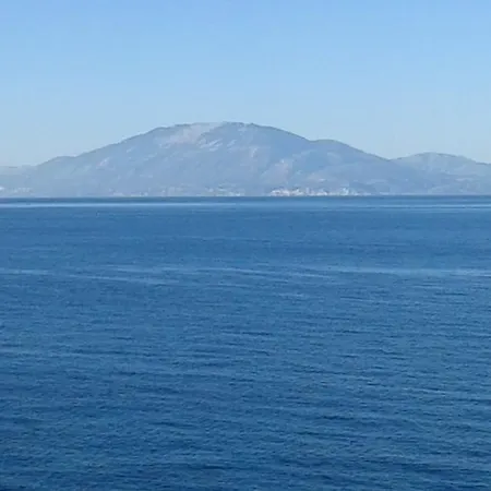 Stelios Apartamento Tragaki